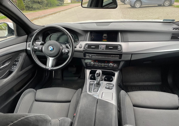 BMW Seria 5 cena 84400 przebieg: 212000, rok produkcji 2016 z Warszawa małe 106